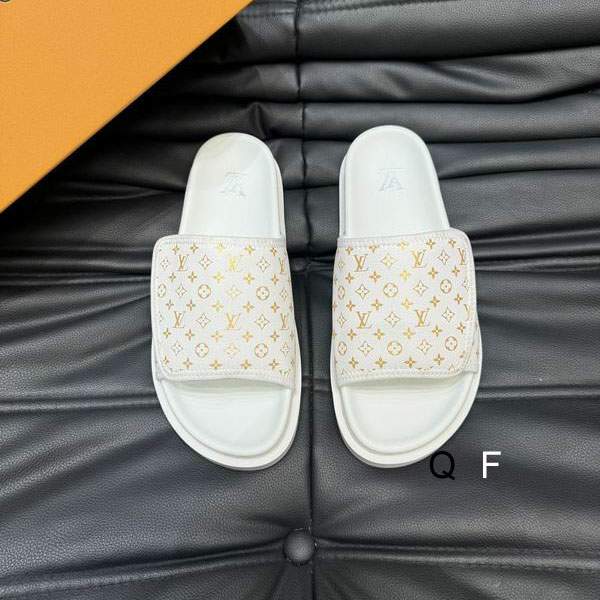 Picture of Louis Vuitton Slippers _SKULVsz38-45N0162294